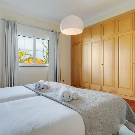 Minimalista Villa *